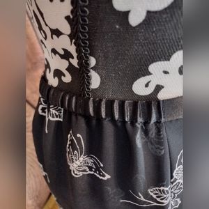 EUC Emma James Woman Black and White Skirt